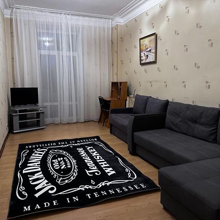 Apartments On Bolshaya Morskaya 65 Nikolayev Ngoại thất bức ảnh